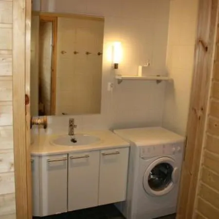 Holiday Ski Chalets 6207